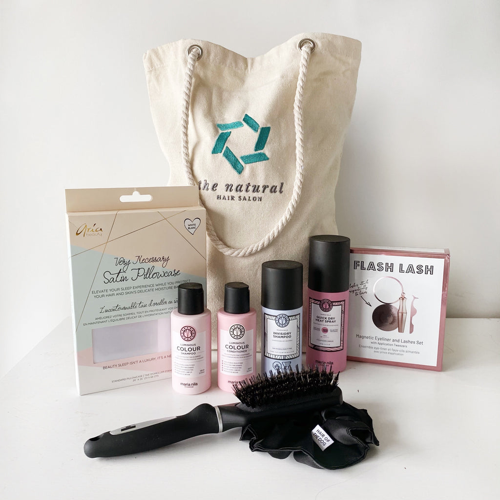 ExtensiThe kit includes: satin pillowcase, 2 minis of your choice, dry shampoo, quick dry heat spray, a specially designed brush for your new hair, a silk scrunchie (you choose the colour), magnetic lashes and a complimentary bag. 